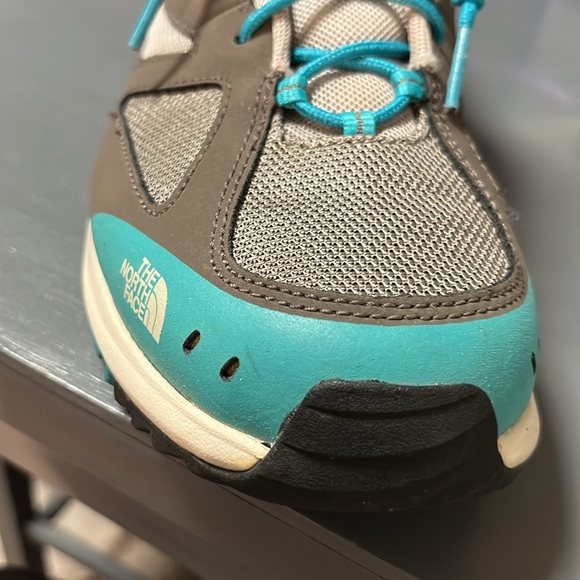 The North Face. Women’s size 8.5 tennis shoes. Grey and teal. Worn twice. - Picture 2 of 8
